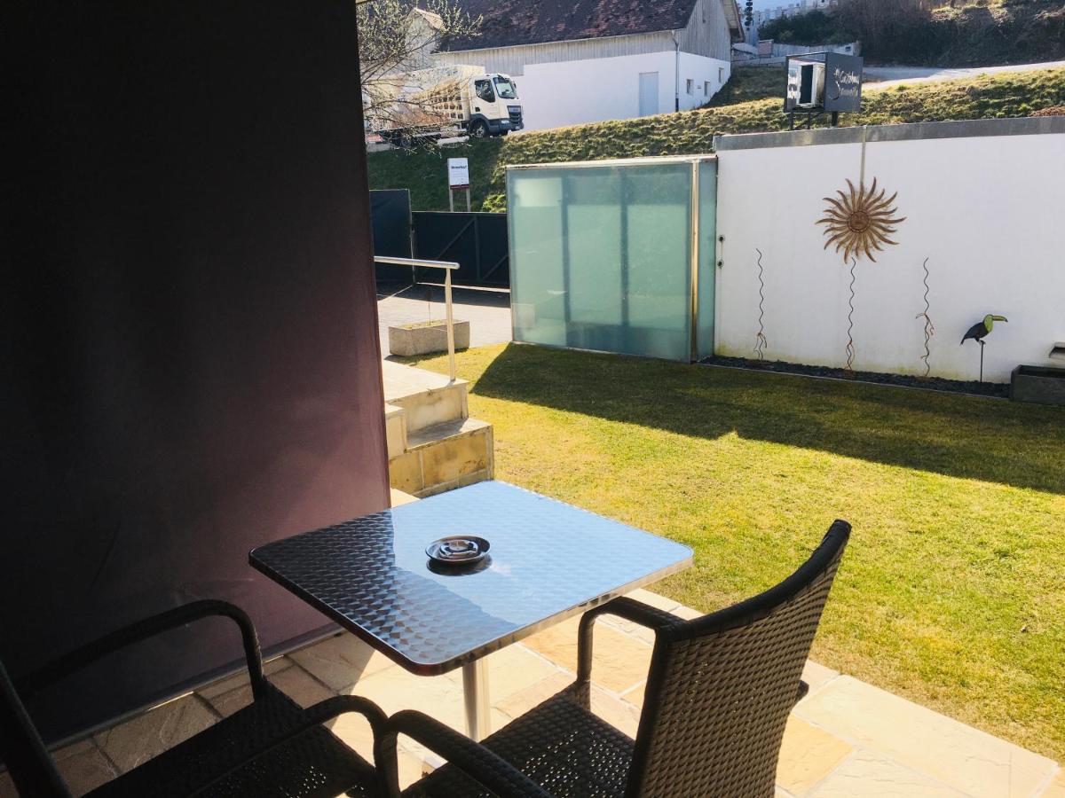 Gaestehaus Sommertal Mit Pool Im Garten, Eigener Parkplatz, 800M Zum Bodensee, 300M Zur Altstadt Meersburg Eksteriør billede