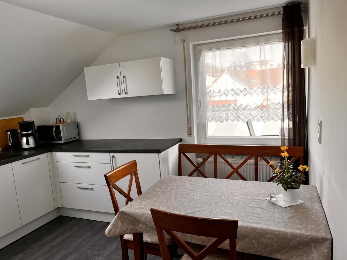 Gaestehaus Sommertal Mit Pool Im Garten, Eigener Parkplatz, 800M Zum Bodensee, 300M Zur Altstadt Meersburg Eksteriør billede