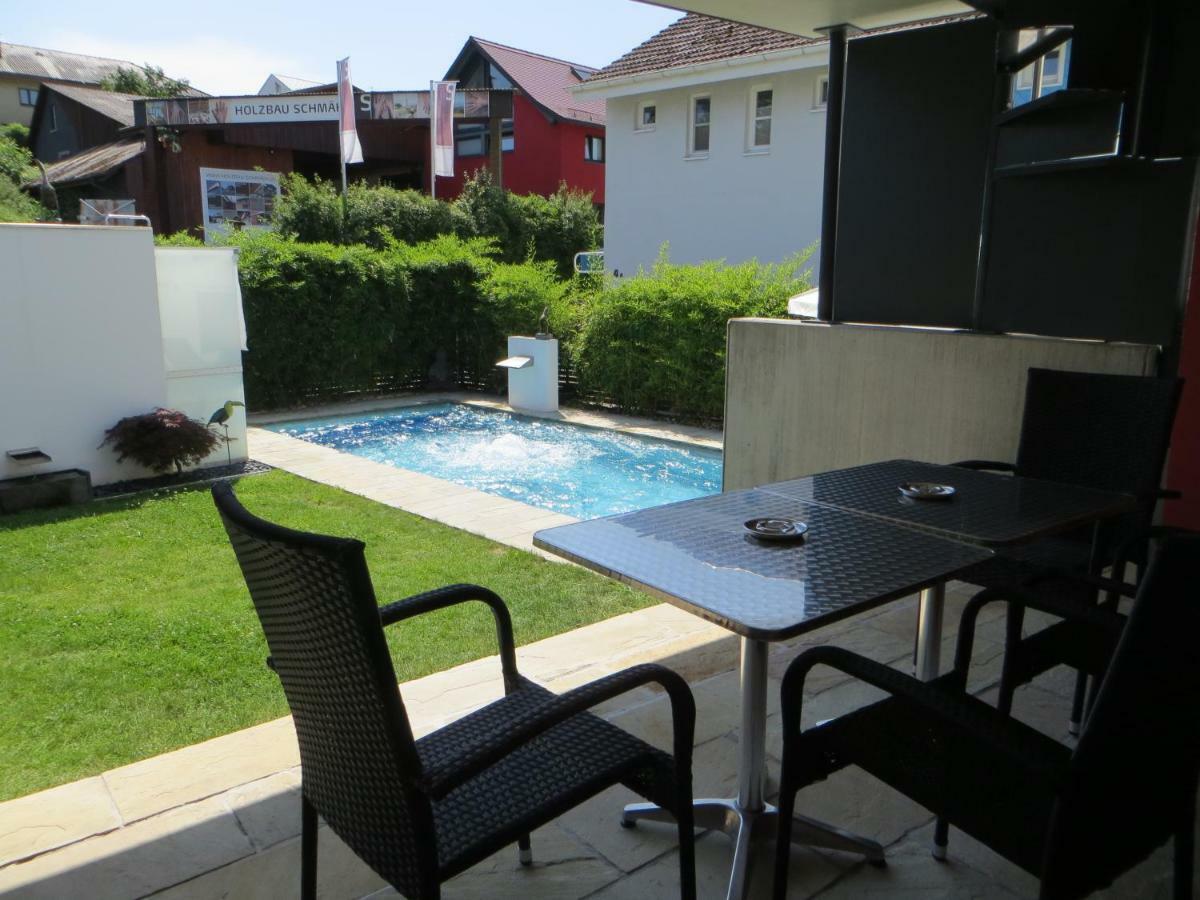 Gaestehaus Sommertal Mit Pool Im Garten, Eigener Parkplatz, 800M Zum Bodensee, 300M Zur Altstadt Meersburg Eksteriør billede